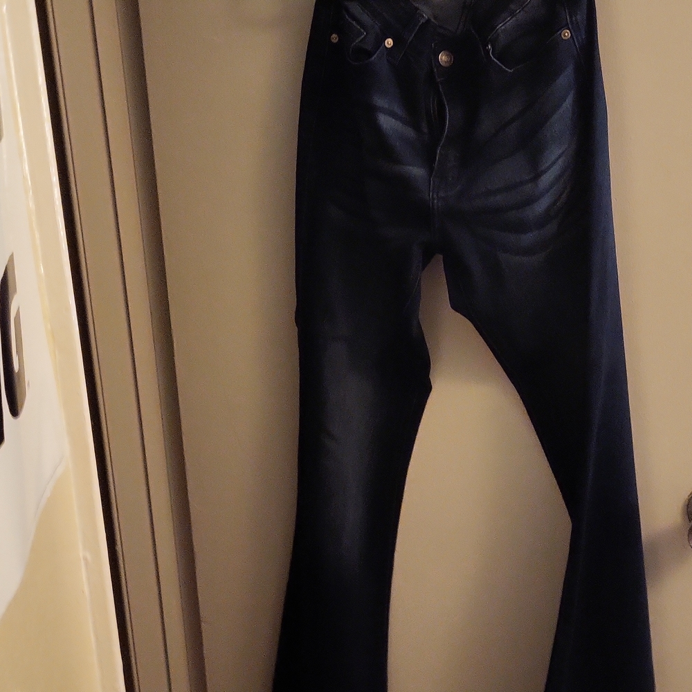 WOMANS NWOT KANCAN JEANS HIGHWAISTED BELLS 11/29 DARK DENIM
